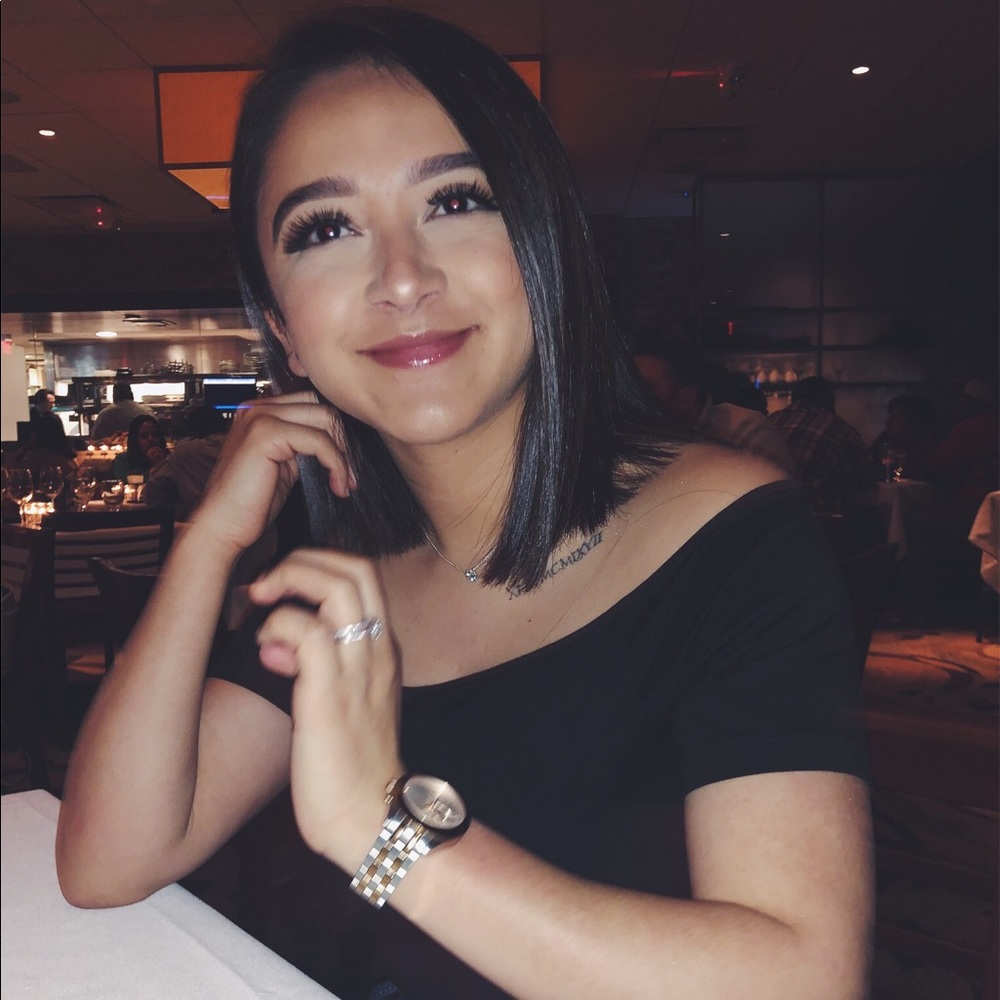 Meet your Posher, Maria